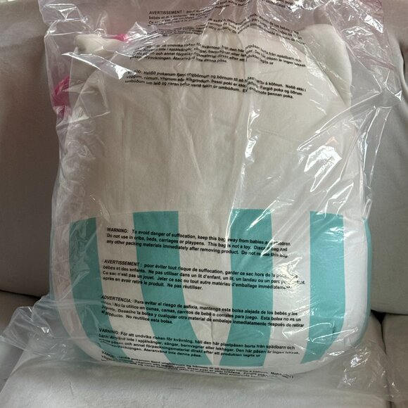 Squishmallows 20” Hello Kitty Plush Holding Burger New With Tags - Picture 3 of 4